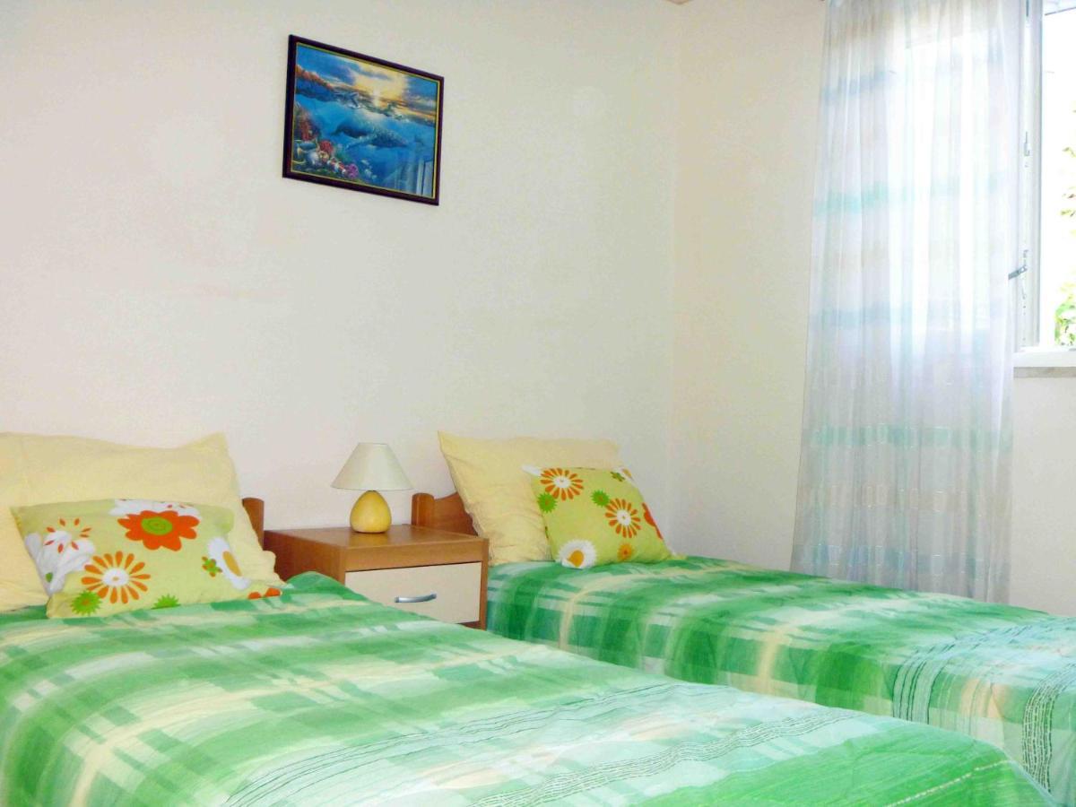 The Apartment With Air Conditioned โปเรช ภายนอก รูปภาพ